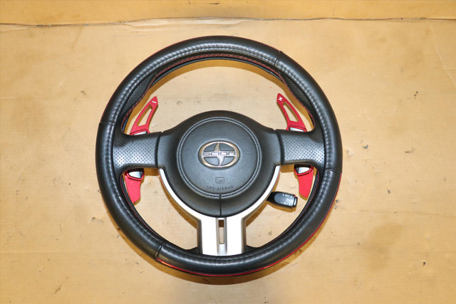 2013-2016 SCION FRS Subaru BRZ Steering wheel Airbag Paddles dans Autres pièces et accessoires  à Ville de Montréal