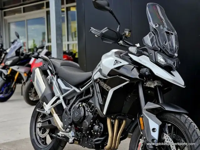 2025 Triumph Tiger 900 GT Pro in Dirt Bikes & Motocross in Oshawa / Durham Region - Image 10