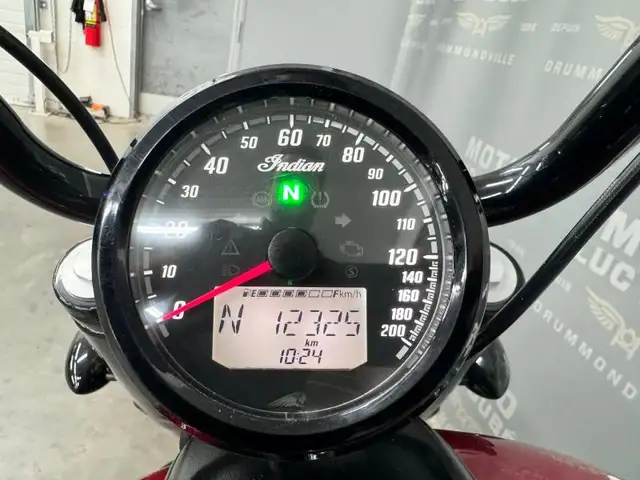 2022 Indian Motorcycles Chief Bobber in Street, Cruisers & Choppers in Drummondville - Image 13