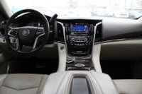 WELL MAINTAINED Adventure for 8 Starts Here 2015 CADILLAC ESCALDE 4x4 Tough, spacious, and built to... (image 9)