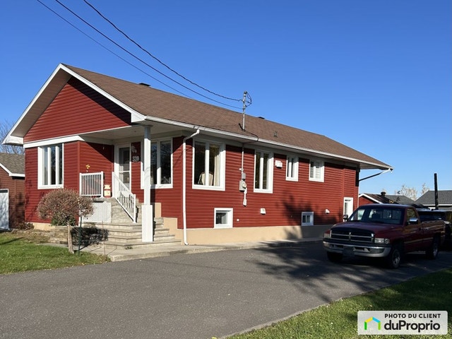 $459,900 - Bungalow for sale in Drummondville (Drummondville) — photo 1