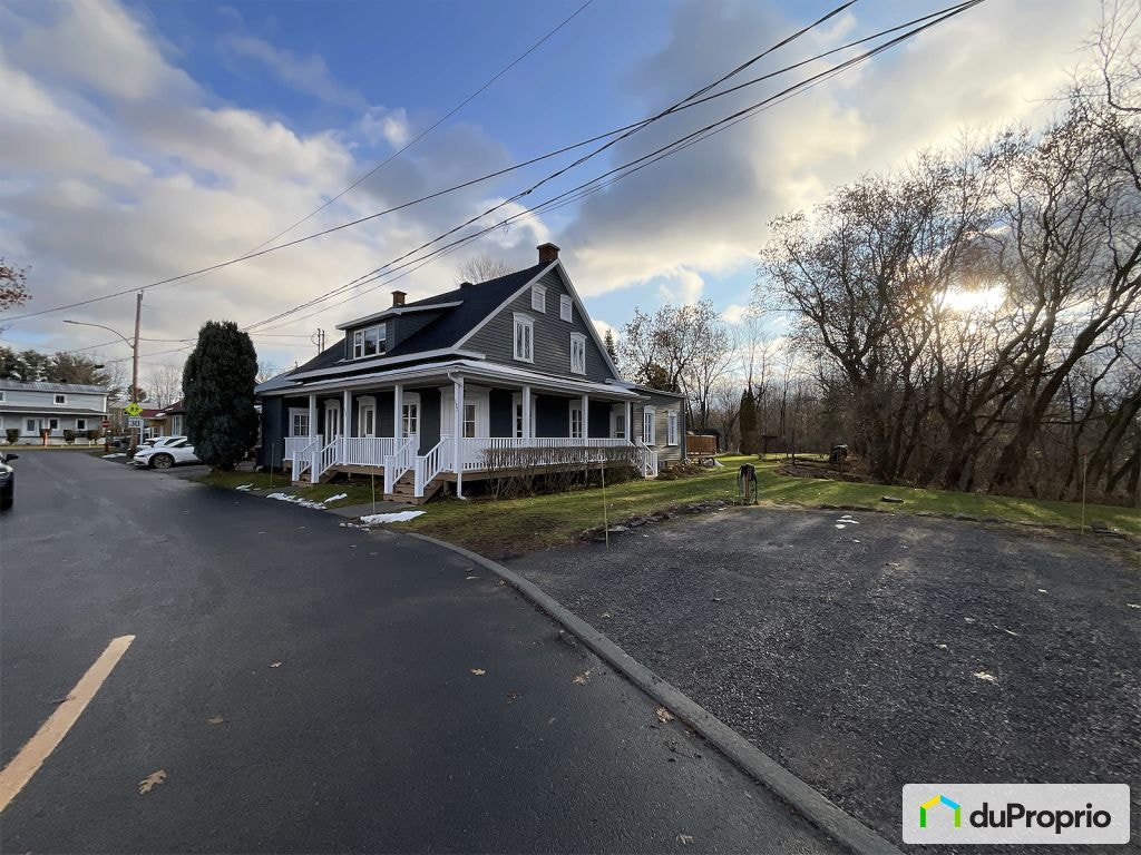 $350,000 - 1 1/2 Storey for sale in St-Pierre-Les-Becquets — photo 1
