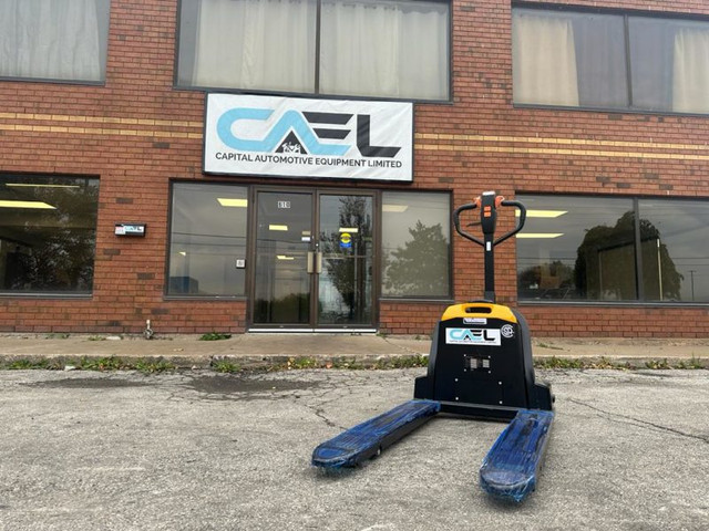 New Electric pallet jack, electric pallet truck 3300 lbs /4400LB in Other in Whitehorse - Image 2