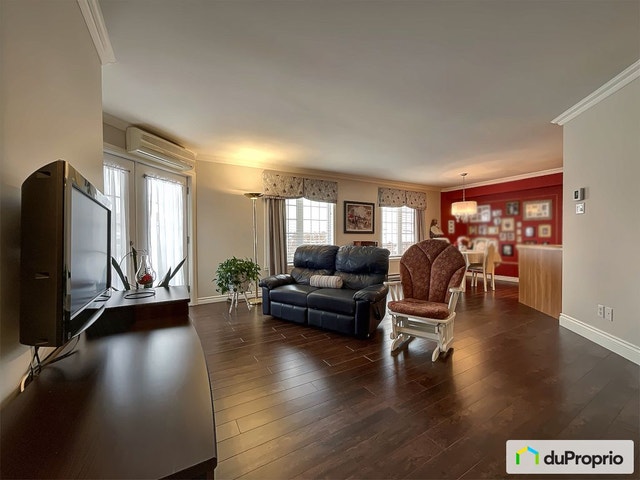$335,000 - Condominium for sale in Riviere-Du-Loup — photo 1