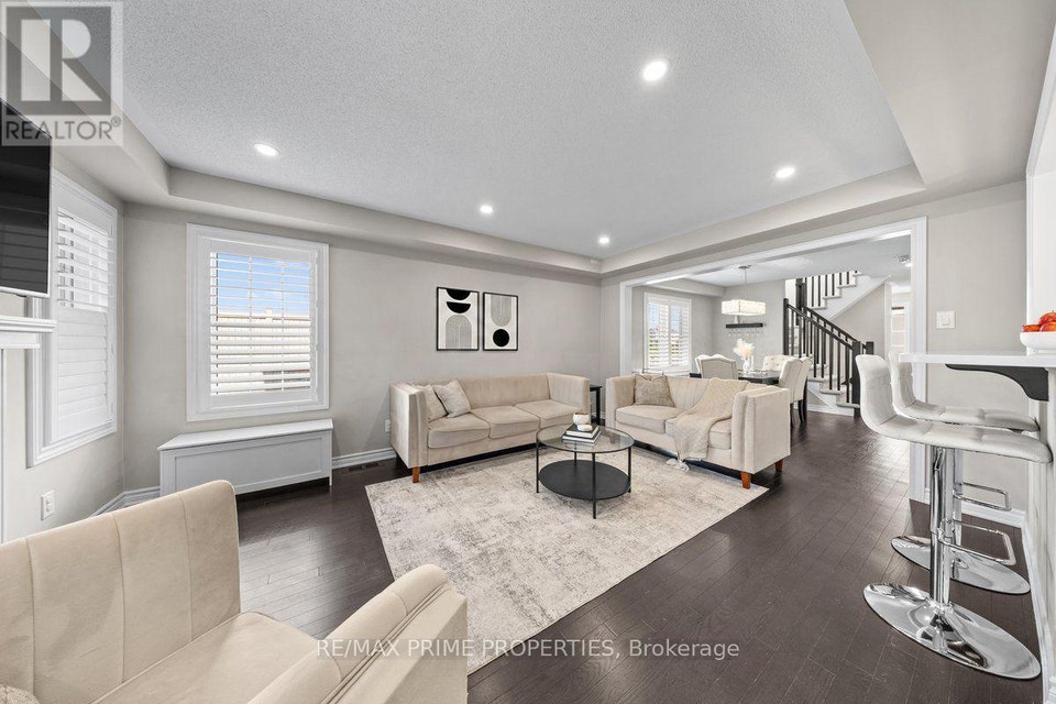 350 SWEETFERN CRESCENT Ottawa, Ontario 5