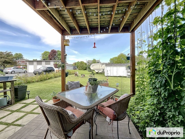 $790,000 - Quadruplex for sale in Beaupre — photo 1
