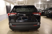 This Toyota RAV4 has a powerful Regular Unleaded I-4 2.5 L/152 engine powering this Automatic transm... (image 5)