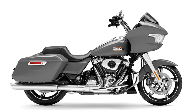 2026 Harley-Davidson Road Glide in Street, Cruisers & Choppers in Markham / York Region - Image 2