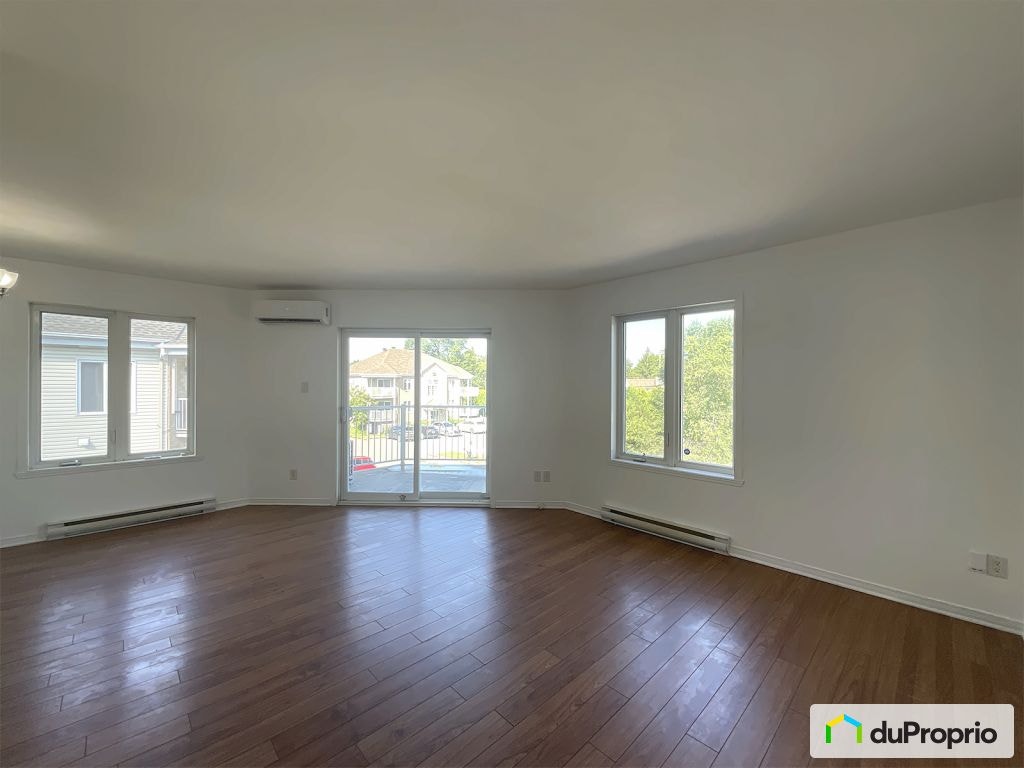 $320,000 - Condominium for sale in Vaudreuil-Dorion — photo 3