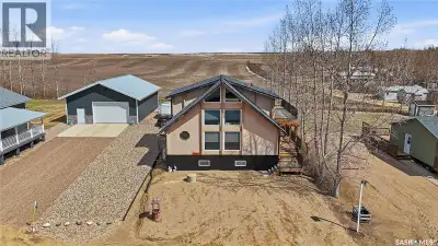 Are you looking for your own little piece of paradise at Thomson Lake? This could be it! A stunning,...