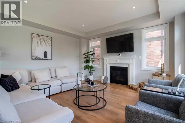 19 SECINARO Avenue Ancaster, Ontario in Long Term Rentals in Hamilton - Image 19