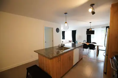 Beau logement 5 1/2 dans le secteur de Loretteville Insonorisation supérieure Plancher chauffant à 1...