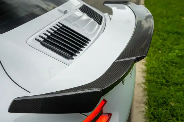 2017 Porsche 911556564787622072329