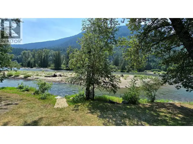 6 Highway Lot# B Crescent Valley, British Columbia in Land for Sale in Nelson - Image 31