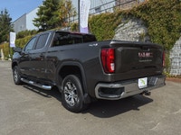 4WD Crew Cab 157 SLE ... Engine: Gas V8 5.3L/ Safety Equipment Airbags, Dual-stage frontal airbags f... (image 2)