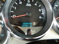 Welcome to Central Truck Sales. 2011 SLE 2500 ¾ TON 4X4 / QUAD CAB SHORT BOX ,6.0L ( gas) engine aut... (image 9)