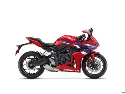 Honda CBR650R: Sport Motorcycle The CBR650R E-Clutch delivers smooth, responsive shifting that makes...