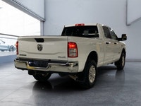 Check out this vehicle's pictures, features, options and specs, and let us know if you have any ques... (image 4)