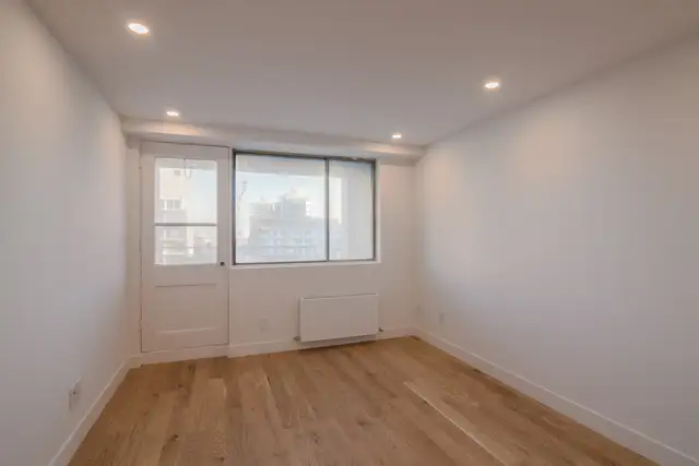 modern one bedroom apartment near McGill - ID 712 in Long Term Rentals in City of Montréal - Image 6