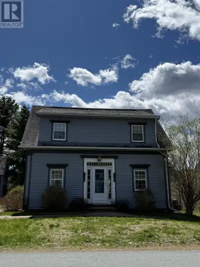 Location, location, location!Perfectly situated along the picturesque LaHave River, this property of...