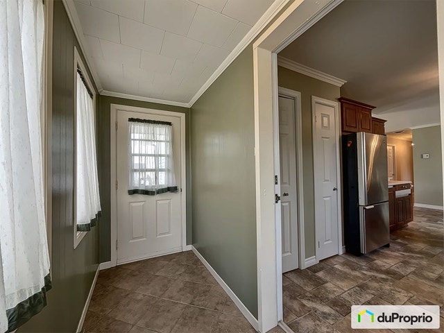 $364,900 - Bungalow for sale in Matane — photo 3