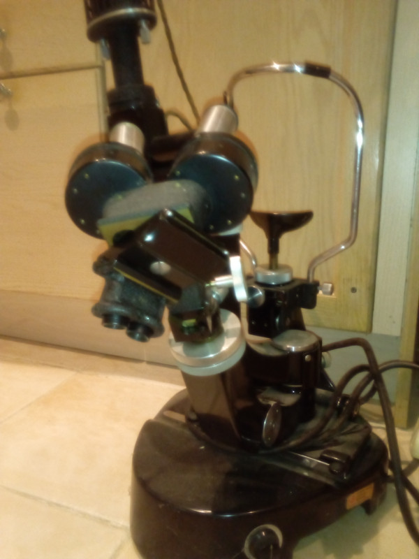 Vintage antique slit lamp for sale 416-999-2811 in Arts & Collectibles in City of Toronto