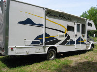 2003 Toy Hauler - FOUR WINDS INTERNATIONAL FUN MOVER 27C