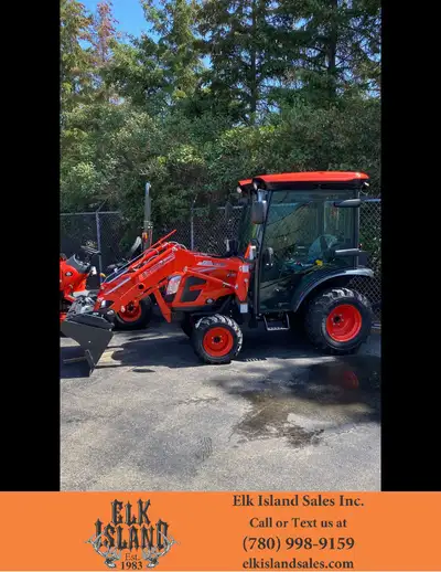 KIOTI CX2510 HST TRACTOR, 25HP, FACTORY DELUXE CAB, LOADER WITH 50" Quick Attach Bucket. 4 Wheel Dri...