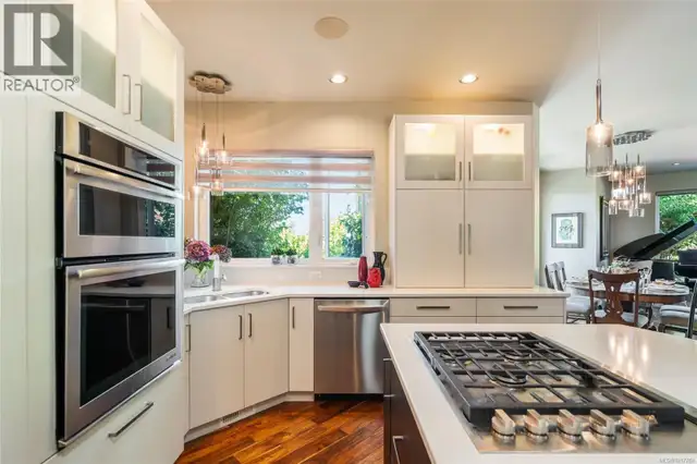 3172 Royal Vista Way Courtenay, British Columbia in Houses for Sale in Comox / Courtenay / Cumberland - Image 13