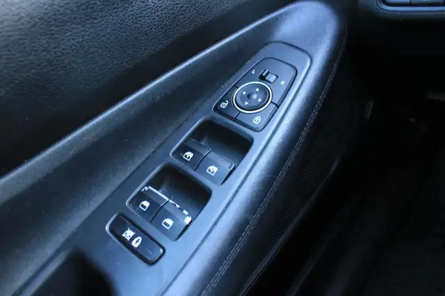 2019 Hyundai Santa Fe 2.0T Preferred AWD w/Dark Chrome Accent fo in Cars & Trucks in Comox / Courtenay / Cumberland - Image 19