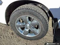 This Ram 1500 Classic boasts a Regular Unleaded V-8 5.7 L/345 engine powering this Automatic transmi... (image 9)