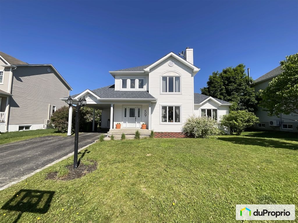$559,900 - 2 Storey for sale in Sherbrooke (Brompton) — photo 1