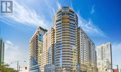 821 - 20 BLUE JAYS WAY Toronto (Waterfront Communities), Ontario