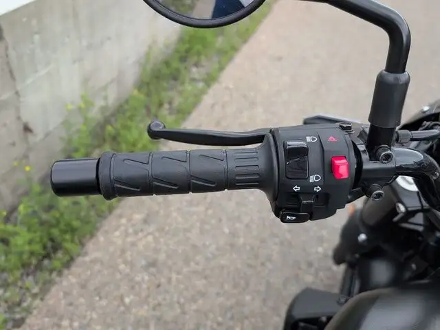 2025 Kawasaki Eliminator 500 SE in Street, Cruisers & Choppers in Calgary - Image 13