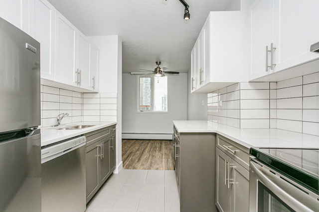 124th St Arts & Boutique district-Edmonton|upto 1.5 Months Free! in Long Term Rentals in Edmonton - Image 2