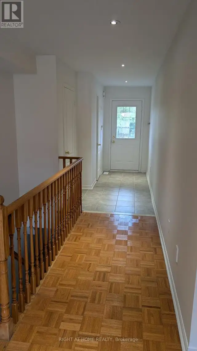 24 - 770 OTHELLO COURT Mississauga (Meadowvale Village), Ontario in Long Term Rentals in Mississauga / Peel Region - Image 3