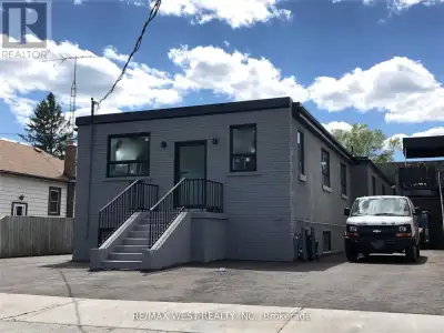 Good Sized Unit Ideal For Health/Yoga Studio, Professional Office, And Multiple Commercial Uses. Inc...