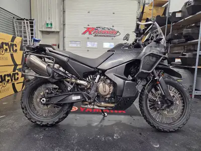 Engine Type: 2-cylinder, 4-stroke, parallel twin Displacement: 889 cm³ Cooling: Liquid cooled with w...