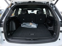 Welcome to 400 Chrysler Dodge Jeep Ram. The 2025 Jeep Grand Cherokee is a brand new midsize SUV that... (image 7)