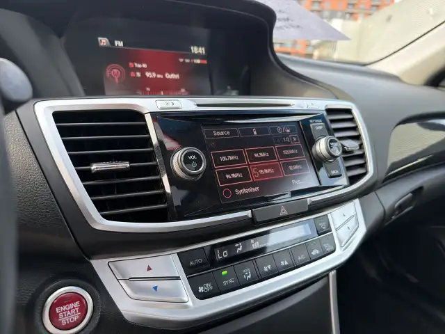 2013 Honda Accord Cpe EX / Camera / Bluetooth / Toit ouvrant Bie in Cars & Trucks in Laval / North Shore - Image 27