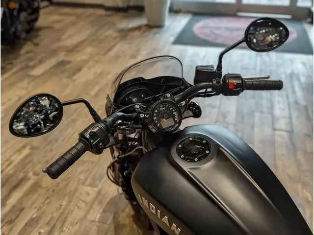 2024 Indian Motorcycle Scout Bobber Sixty ABS // Black Smoke in Street, Cruisers & Choppers in Winnipeg - Image 9