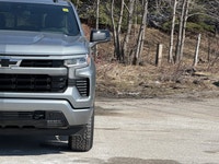 Turbocharged Diesel I6 3.0L Engine - Navigation System - Lane Departure Warning - Power Locks - Rear... (image 6)