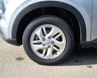 Sturdy and dependable, this 2022 Hyundai Venue Preferred | Backup Cam | Blindspot Monitor | Cross-Tr... (image 9)