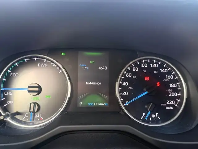 2022 TOYOTA RAV4 HYBRID LE WE FINANCE ALL CREDIT GOOD BAD UGLY in Cars & Trucks in Edmonton - Image 15