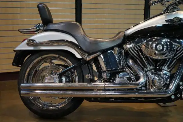 2003 Harley-Davidson Softail Deuce in Sport Touring in Lethbridge - Image 4