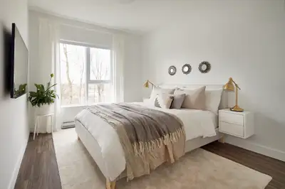 Découvrez notre 4 1/2 neuf à louer à Pierrefonds, dans le projet résidentiel Nova. Situé dans un qua...