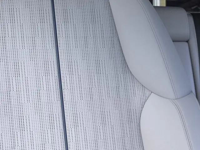 2027 Cadillac OPTIQ 4dr Premium Sport in Cars & Trucks in Oakville / Halton Region - Image 25