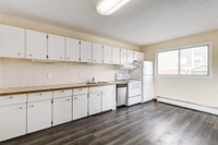 Amenities: Near UofA • Balconies • Affordable Parking Suite & Building: One-bedroom and two-bedroom... (image 1)