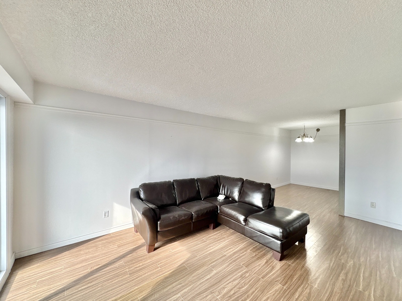 950 rue Royale — photo 2
