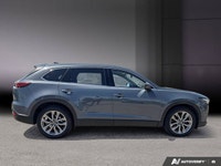 2022 Mazda CX-9 Le Mazda CX-9 GS 2022 est un VUS intermédiaire qui allie élégance, confort et polyva... (image 5)
